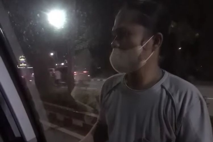 Tangkapan layar video unggahan di akun Instagram memperlihatkan aksi juru parkir meminta Rp 5.000 dan diketahui Wali Kota Medan, Bobby Afif Nasution.
