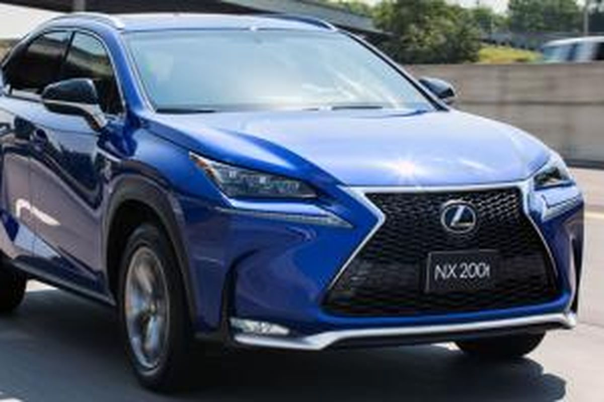 Lexus NX 200t.