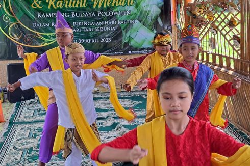 Ngabuburit di Kampung Budaya Polowijen Malang, Belajar Tarian dan Buat Topeng