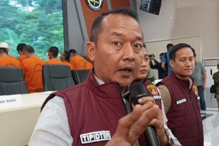 Eks Bupati Rohil Riau Diperiksa, Polisi: Dugaan Korupsi Proyek Infrastruktur