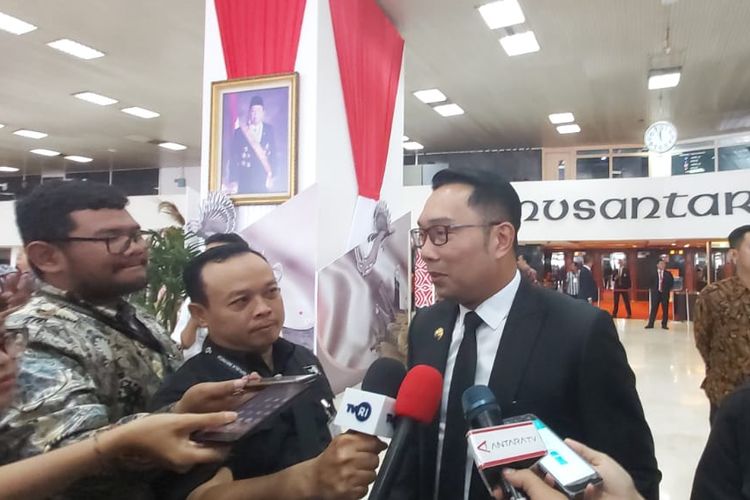 Gubernur Jawa Barat Ridwan Kamil menghadiri pelantikan presiden dan wakil presiden di Gedung DPR/MPR pada Minggu (20/10/2019).