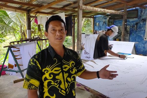 Siasati Masa Sulit, Guru Seni Ajak Warga Buat Usaha Kerajinan Batik