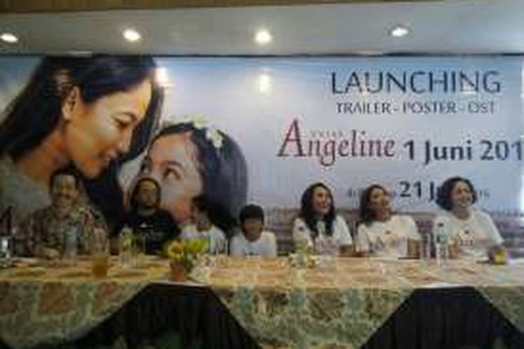 Jumpa pers peluncuran teaser, poster, dan tema lagu film Untuk Angeline, di Dapur Sunda, Pondok Indah Mal, Jakarta Selatan, Rabu (1/6/2016).
