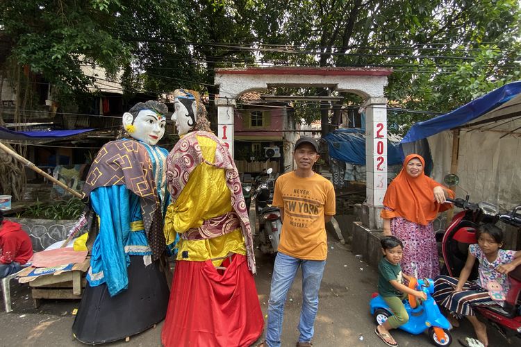 Kampung Ondel-ondel di Kramat Pulo, Jakarta Pusat