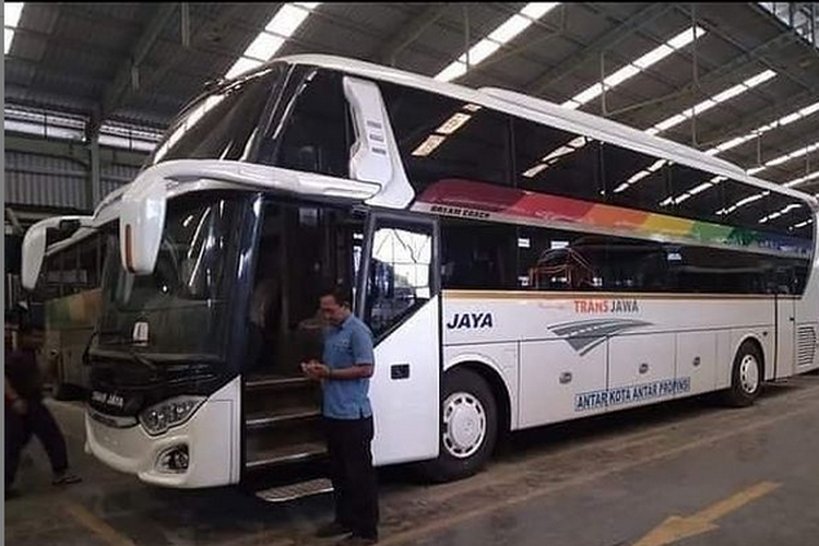 Bus AKAP PO Sinar Jaya