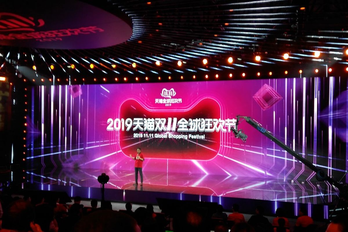 Penghitungan transaksi GMV Global Shopping Festival 2019 terus berjalan secara real time. 