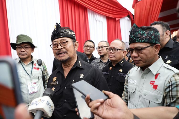 Menteri Pertanian Syahrul Yasin Limpo saat mengunjungi wilayah Kabupaten Bandung, Jawa Barat pada Minggu (13/8/2023)