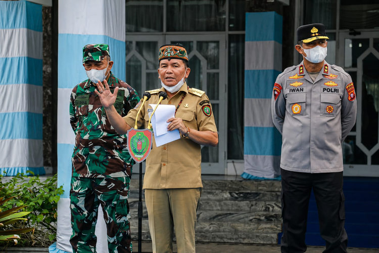 Kalteng Darurat Karhutla, Gubernur Agustiar Kerahkan ASN dan Relawan Perkuat Tim Lapangan