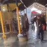 Terminal Purabaya Surabaya 3 Hari Terendam Banjir akibat Hujan Deras