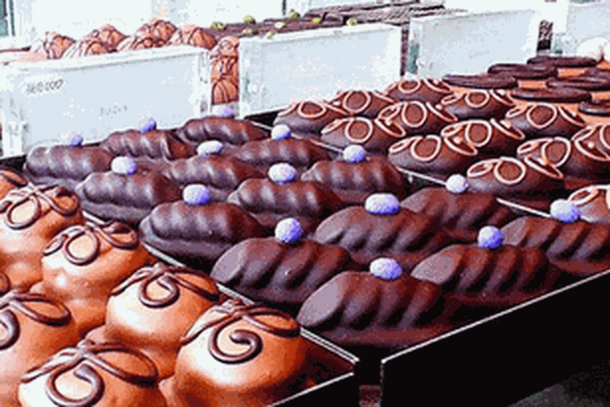 Bermacam sajian cokelat dari Huize van Welly di kawasan Kemang, Jakarta Selatan. Semua makanan cokelat dari rumah cokelat ini diimpor langsung dari Negeri Kincir Angin.