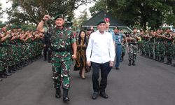 Kunjungi Divisi Infanteri 2 Kostrad, Menhan Ingatkan Hal Ini