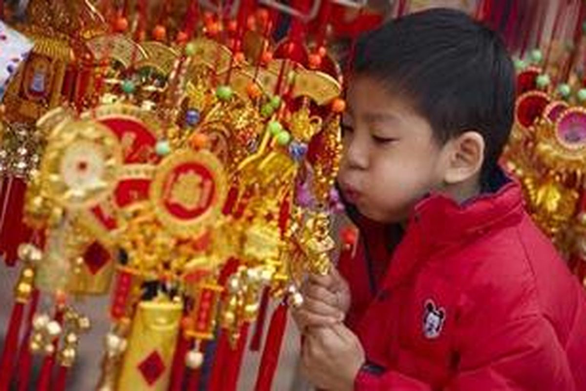 Parade Tahun Naga di Hong Kong.