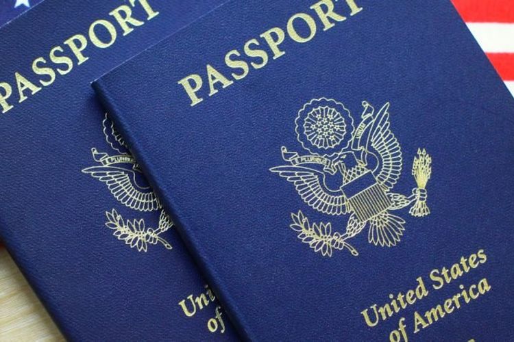 Ilustrasi paspor Amerika Serikat.