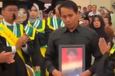 Momen Haru Ayah Bawa Foto Anaknya Wakili Wisuda di UNISA Yogyakarta