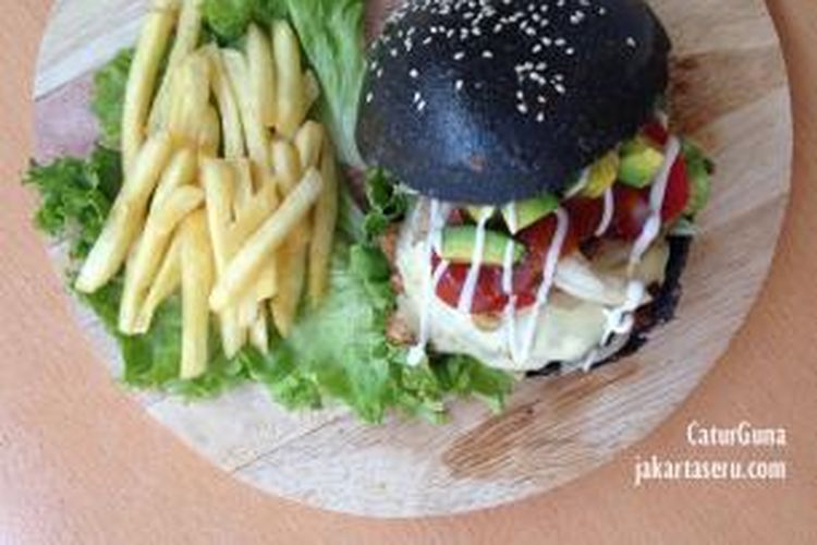 Burger hitam