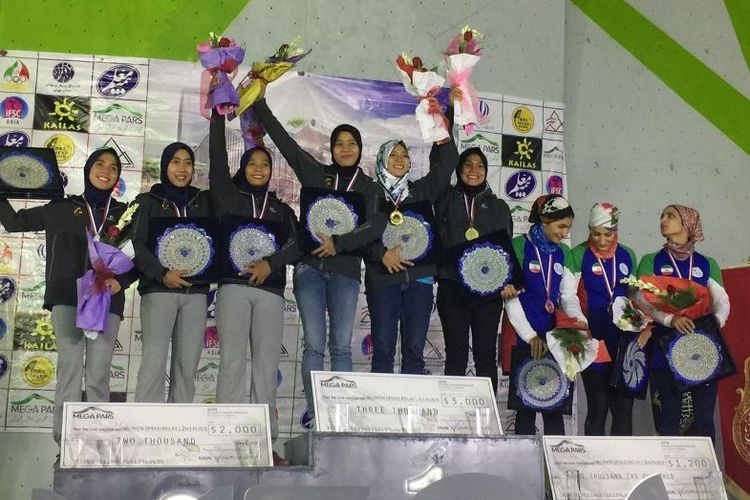 Tim nasional panjang tebing Indonesia berhasil menambah dua emas, satu perak dan satu perunggu pada hari terakhir Asian Continental Championship 2017 di Mega Pars Complex Tehran, Iran, Kamis (21/9) malam waktu setempat.