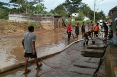 Pasca-banjir di Kabupaten Bandung, Endapan Lumpur Capai 25 Cm