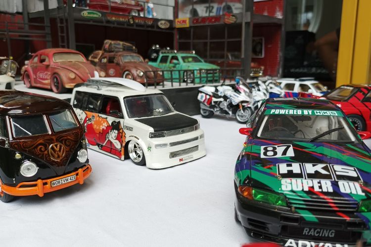 Pameran Indonesia Diecast Expo (IDE) kembali digelar secara langsung untuk mempersatukan pengkolektor dan penghobi di Hall 10 Indonesia Convention Exhibition (ICE) BSD, Tangerang pada 29-30 Oktober 2022.