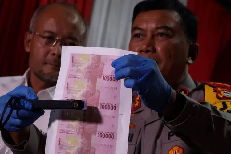 Jadi Tersangka Kasus Uang Palsu Makassar, Annar Salahuddin Syok dan Sakit hingga Dilarikan ke RS