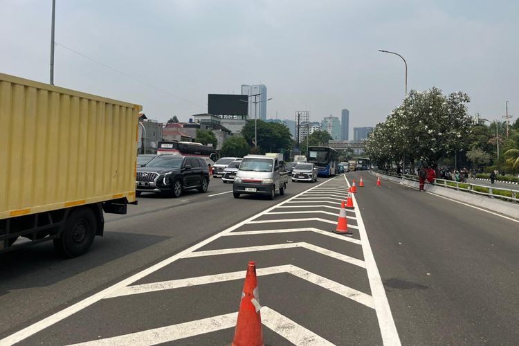 Lalu Lintas Tol Dalam Kota Jakarta Sore Ini Padat di 4 Titik, Cek Lokasinya