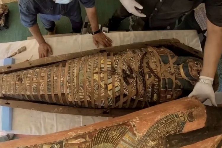 Mumi Amenhotep I, yang memerintah dari tahun 1525 hingga 1504 SM, ditemukan di sebuah situs di Deir el-Bahari 140 tahun yang lalu.
