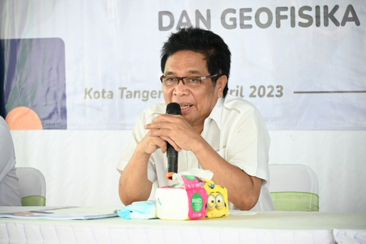 Wakil Ketua Komisi V DPR RI Ridwan Bae saat memimpin Kunspek Komisi V ke Sekolah Tinggi Meteorologi Klimatologi dan Geofisika (STMKG), Tangerang, Banten, Kamis (6/4/2023).