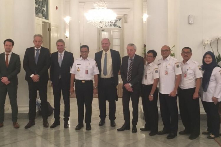 Gubernur DKI Jakarta Anies Baswedan dan Duta Besar Belanda untuk Indonesia YM, Rob Swartbol, resmi membuka program DUTEP di Jakarta, Rabu, (13/2/2019). 