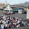 Ribuan Umat Muslim Shalat Ied di Pelabuhan Marina Labuan Bajo