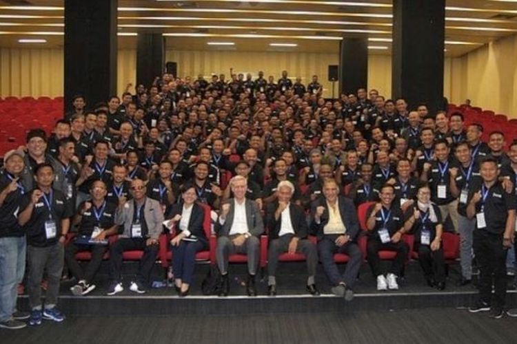 Para anggota APSSI, Asosiasi Pelatih Sepak Bola Seluruh Indonesia.