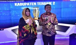 Kabupaten Sumedang Raih Penghargaan Kabupaten Terbaik Kedua Tingkat Nasional