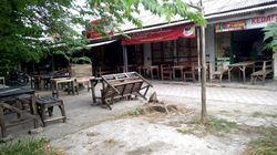 Pembeli Menurun, Warung Nasi di Blitar Tak Lagi Sediakan Menu Favorit