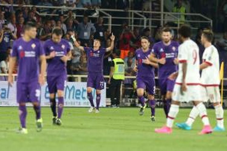 Perayaan gol Josip Ilicic saat Fiorentina mengalahkan AC Milan, Minggu waktu setempat atau Senin (24/8/2015) dini hari WIB. 