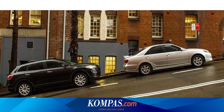 Dampak Parkir Mobil di Bidang Jalan yang Miring - Vimarsana News