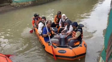 Pascakebakaran Gudang Pestisida, Perusahaan Tebar 5.000 Ikan di Kali Jaletreng