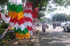 Jelang HUT RI, Penjual Bendera Menjamur di Jakarta