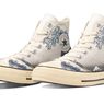 Dua Lukisan Kuno Jepang di Sepatu Converse