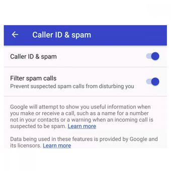 Opsi untuk menyaring panggilan spam di dalam aplikasi Google Phone. 