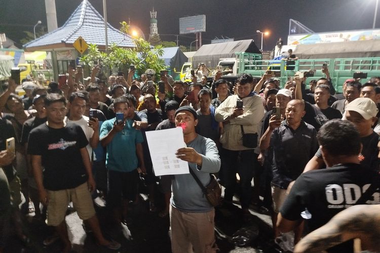 6 Jam Lumpuh, Pelabuhan Ketapang Dibuka Usai 7 Tuntutan Sopir Disepakati