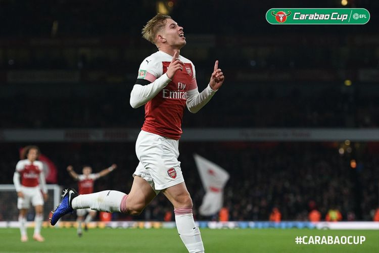 Emile Smith-Rowe merayakan gol Arsenal ke gawang Blackpool pada pertandingan Piala Liga Inggris di Stadion Emirates, 31 Oktober 2018. 
