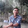 Mengenal Sutari, Nelayan Pelestari Penyu di Pantai Bajulmati Malang