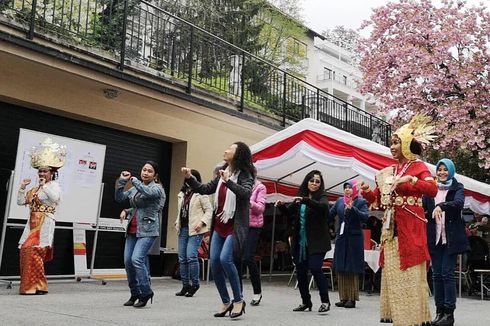 Hangatnya Bakso dan Senandung Dangdut Semarakkan TPS di Zagreb