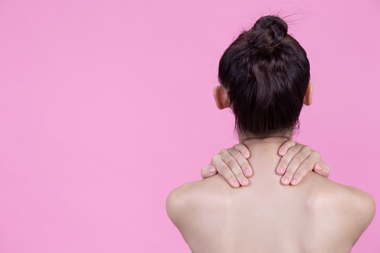 Stretch Mark Bisa Muncul di Kulit Pundak, Ini Cara Mengatasinya