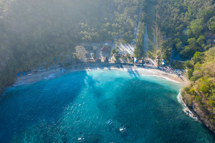 Crystal Bay, Nusa Penida, Bali.