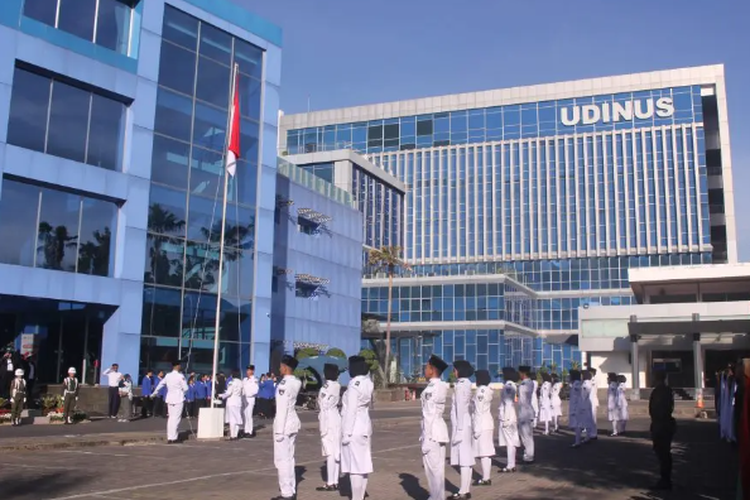 Universitas Dian Nuswantoro (Udinus)