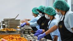 5 Dapur MBG di Tangsel Berhenti Beroperasi karena Dana Belum Cair