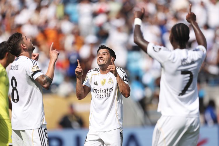 Real Madrid Bungkam Pachuca 3-1 dengan 10 Pemain