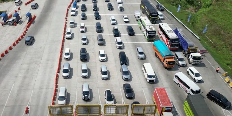 Prediksi Puncak Arus Mudik 2025 dan Perincian Skema One Way Lokal