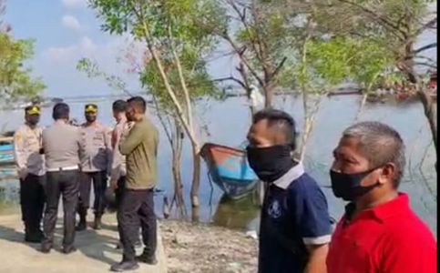 Pleasure Boat Capsizes in Central Java's Kedung Ombo Reservoir, Killing 6 