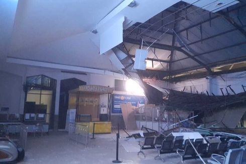 Plafon Stasiun Pasar Turi Surabaya Ambruk, PT KAI Pastikan Tak Ada Korban Jiwa