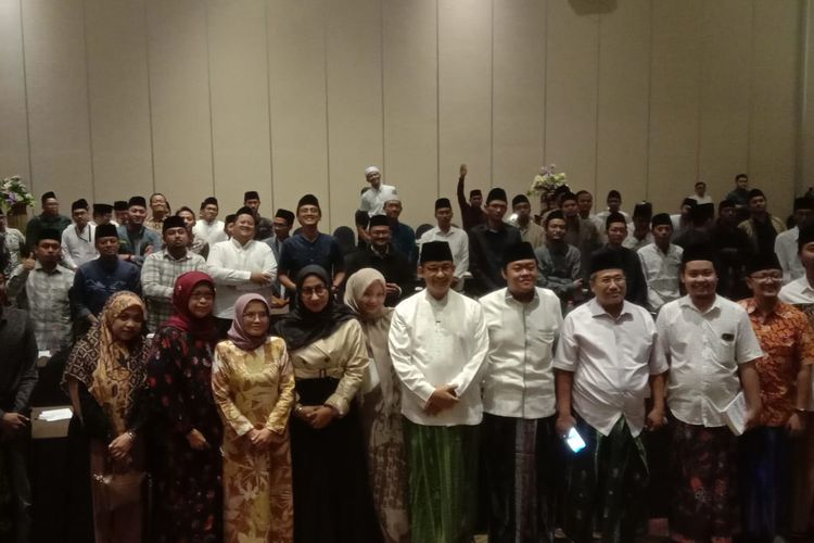 Anies Baswedan bertemu dengan Gawagis Muda se-Jawa Timur di Kota Malang, Jawa Timur pada Minggu (8/10/2023), malam.